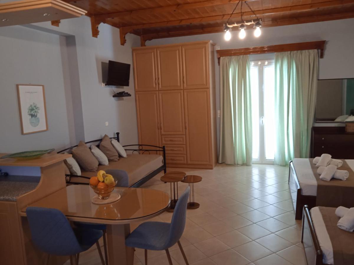 Katerina House Apartment Finikounta Exterior photo